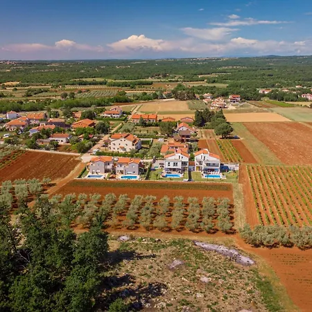 Eni Villa *